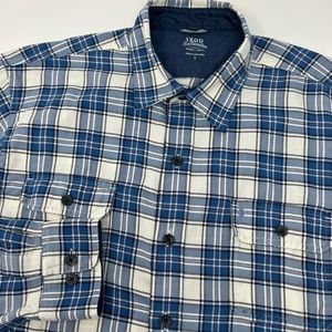 IZOD Saltwater Relaxed Classics Mens Blue White Plaid Long Sleeve Shirt Size‎ L